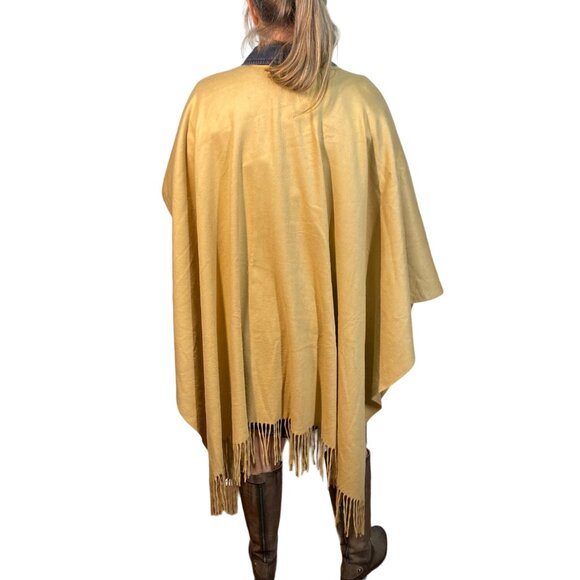 Lord & Taylor beige tan camel Acrylic Fringe Shawl Wrap poncho soft! OS - Picture 5 of 7